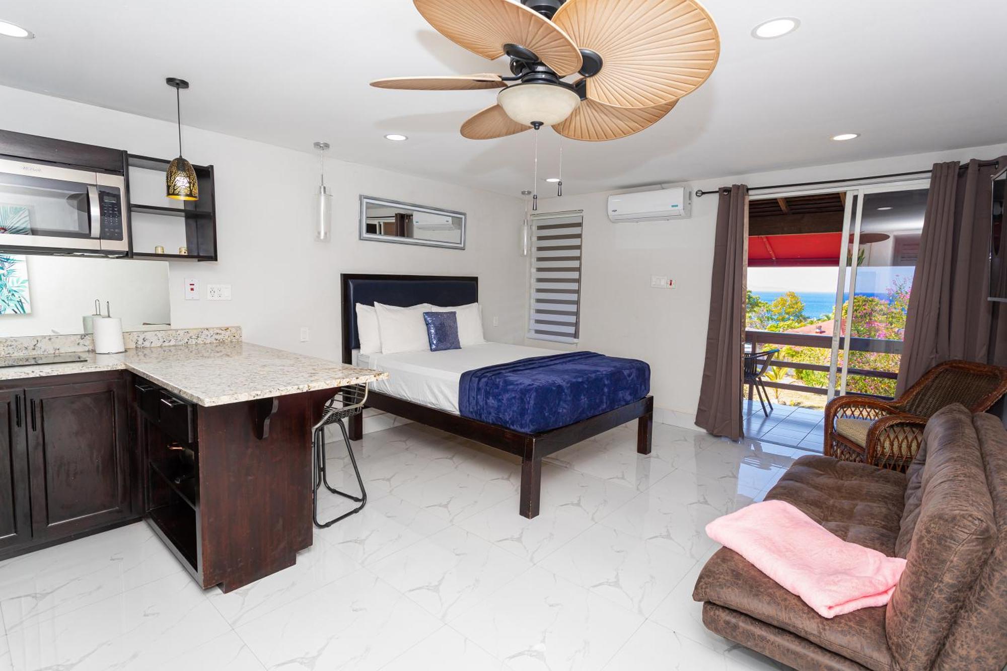 Montego Bay Club Apartments Exterior photo