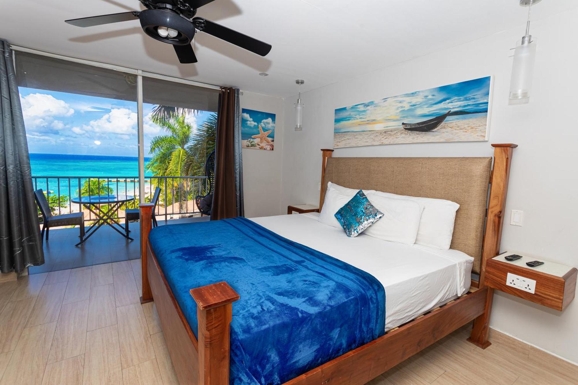 Montego Bay Club Apartments Exterior photo