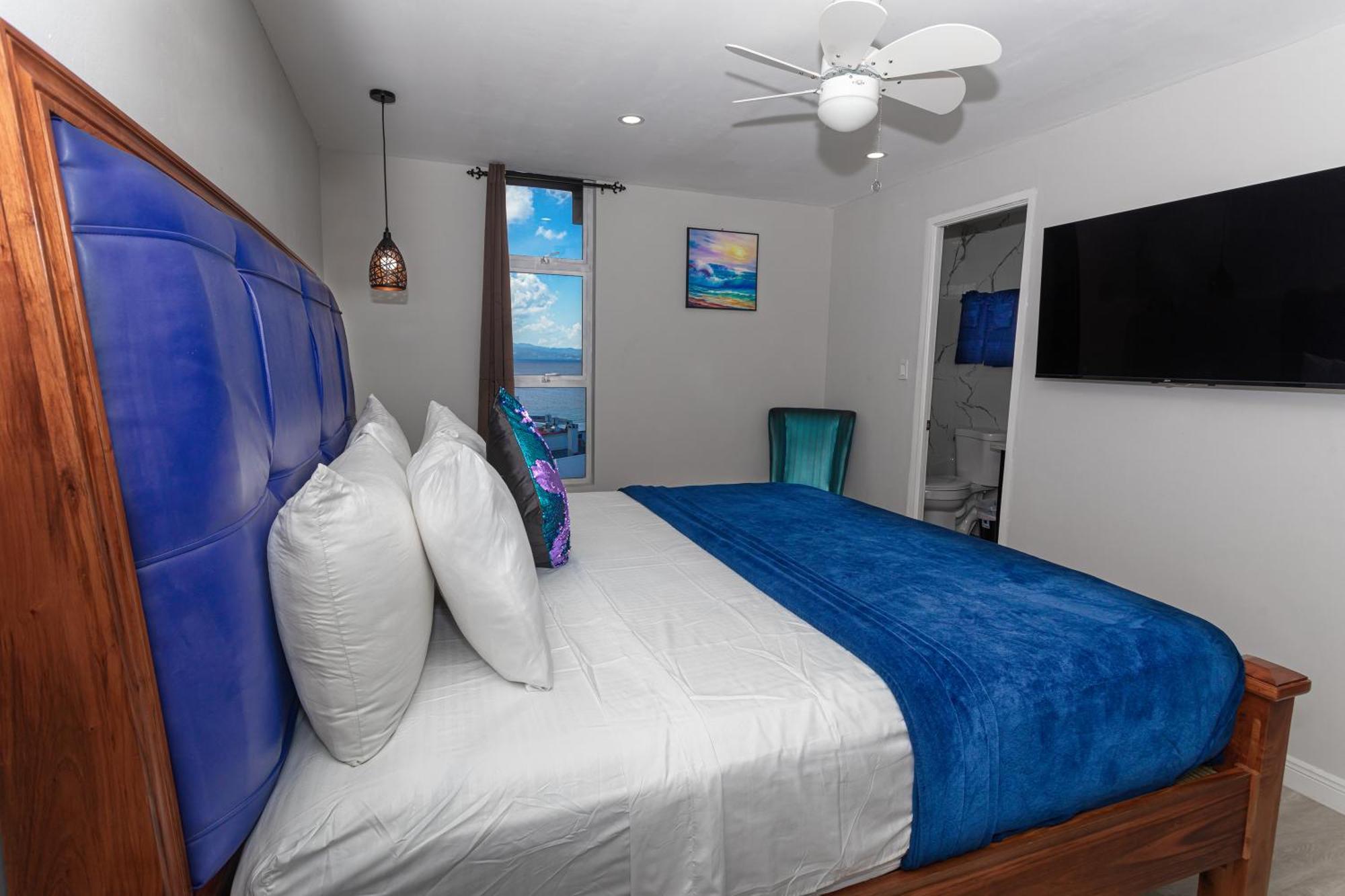 Montego Bay Club Apartments Exterior photo