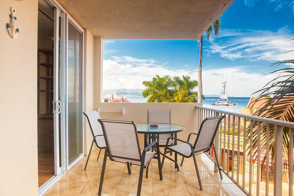 Montego Bay Club Apartments Exterior photo